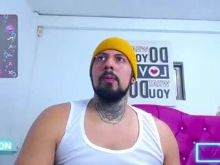 sexy_big_man2