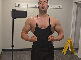 sandow_