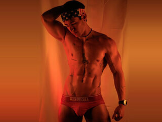Aaron Bain