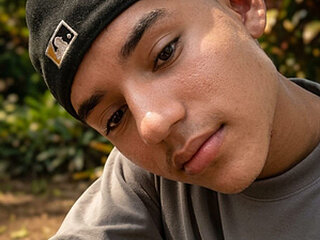 Ryan_grayx