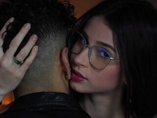 Mia & Chriss