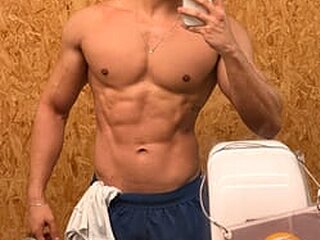 Mik Macho