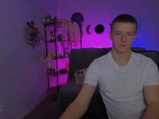 noah_nero