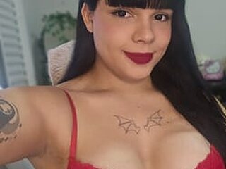 Julia Love